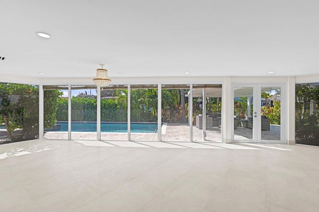 391 SE 7th Avenue, Pompano Beach, FL 33060