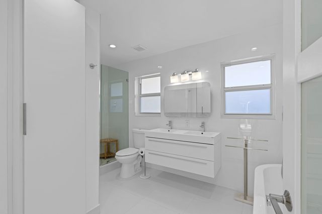 391 SE 7th Avenue, Pompano Beach, FL 33060
