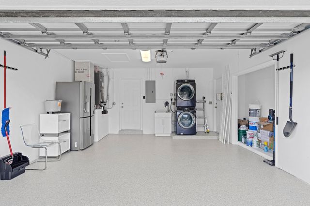 391 SE 7th Avenue, Pompano Beach, FL 33060