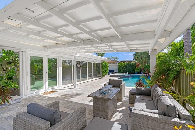391 SE 7th Avenue, Pompano Beach, FL 33060