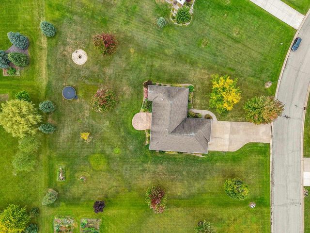 442 WINDMILL DRIVE, Kaukauna, WI 54130