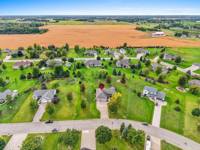 442 WINDMILL DRIVE, Kaukauna, WI 54130
