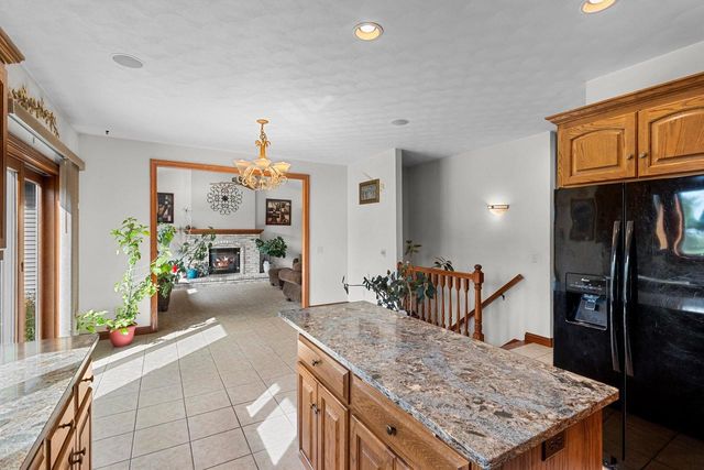 442 WINDMILL DRIVE, Kaukauna, WI 54130