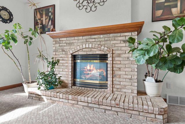 442 WINDMILL DRIVE, Kaukauna, WI 54130