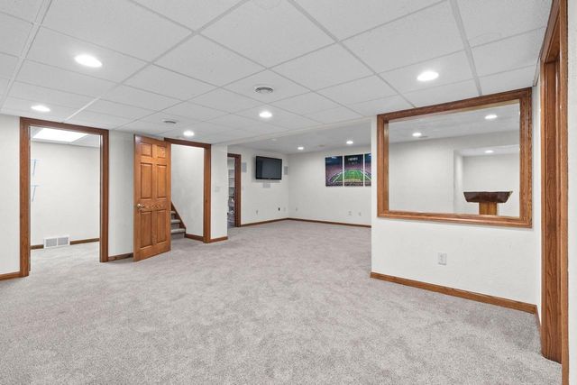 442 WINDMILL DRIVE, Kaukauna, WI 54130