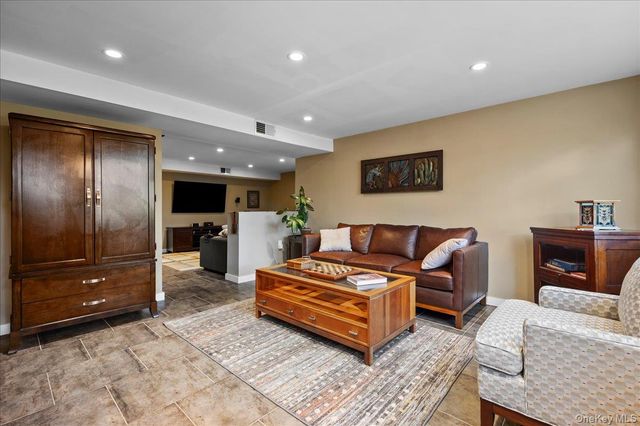 102 Wydendown Road, Nyack, NY 10960