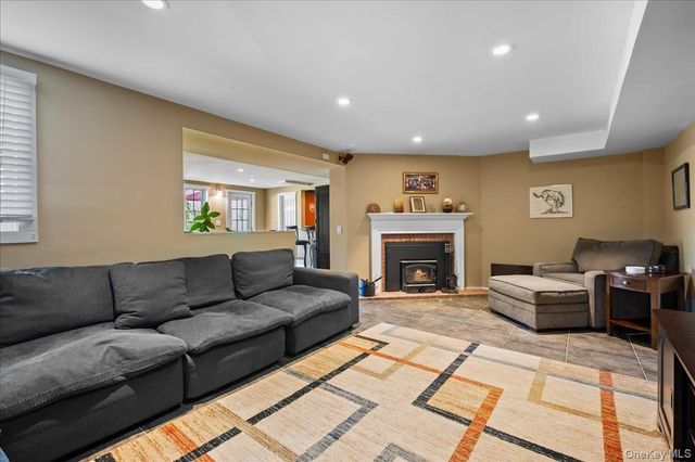 102 Wydendown Road, Nyack, NY 10960