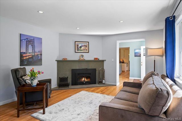 102 Wydendown Road, Nyack, NY 10960