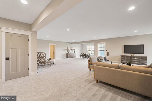 16055 KEYMER HILL CT, Hamilton, VA 20158