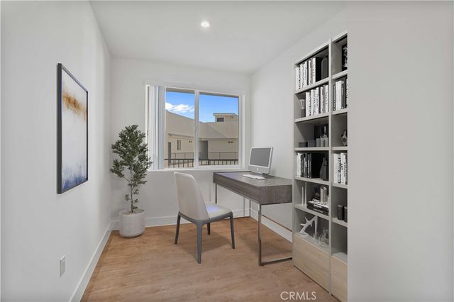 8750 Sepulveda Boulevard 405, North Hills, CA 91343