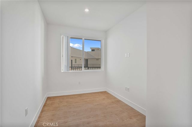 8750 Sepulveda Boulevard 405, North Hills, CA 91343