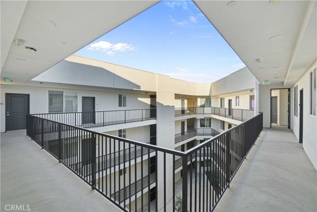 8750 Sepulveda Boulevard 405, North Hills, CA 91343