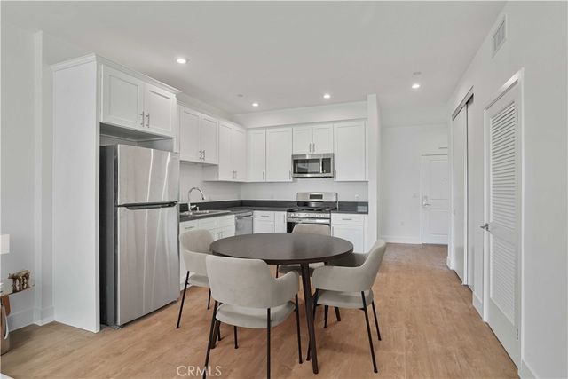 8750 Sepulveda Boulevard 405, North Hills, CA 91343