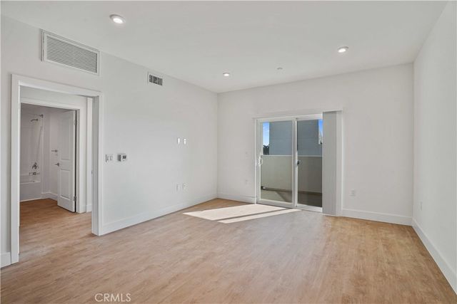 8750 Sepulveda Boulevard 405, North Hills, CA 91343