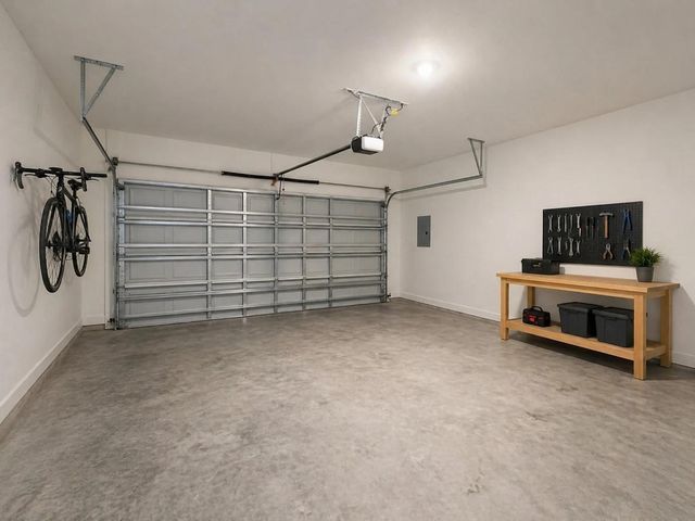 513 Robin Street, Angleton, TX 77515
