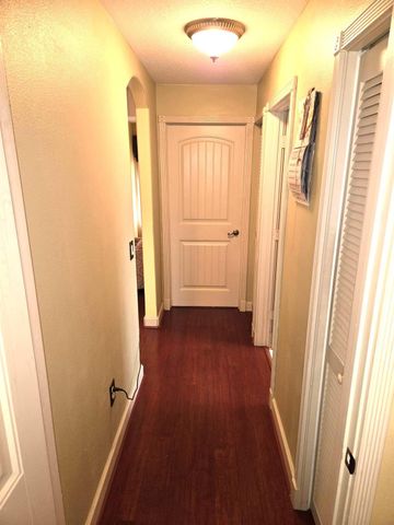 882 Palo Alto Street SE, Palm Bay, FL 32909