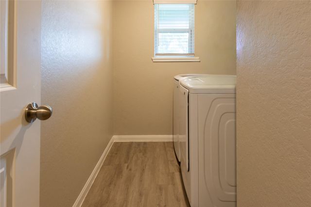 38340 Park View Drive, Hempstead, TX 77445