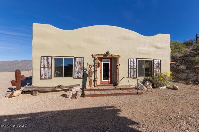 8491 S Pistol Hill Road, Vail, AZ 85641