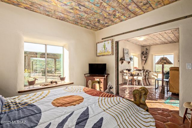 8491 S Pistol Hill Road, Vail, AZ 85641