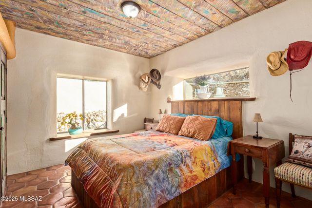 8491 S Pistol Hill Road, Vail, AZ 85641