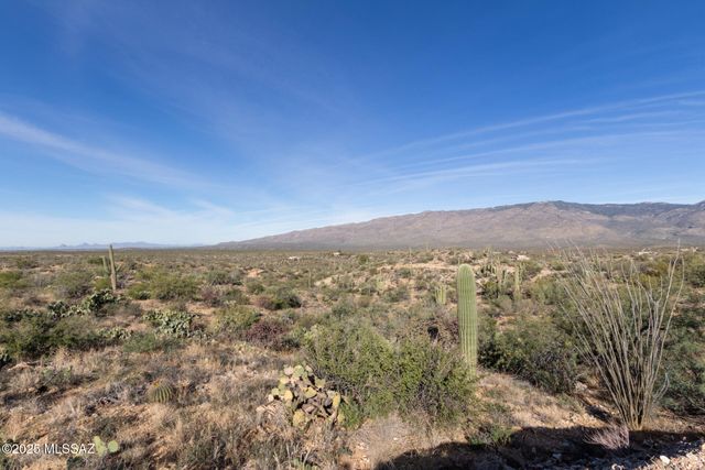 8491 S Pistol Hill Road, Vail, AZ 85641