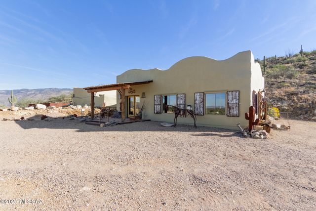 8491 S Pistol Hill Road, Vail, AZ 85641