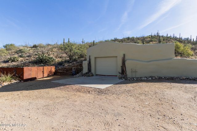 8491 S Pistol Hill Road, Vail, AZ 85641