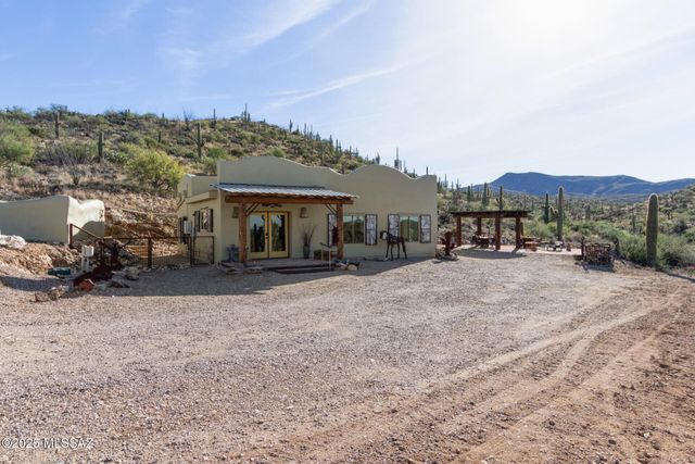 8491 S Pistol Hill Road, Vail, AZ 85641