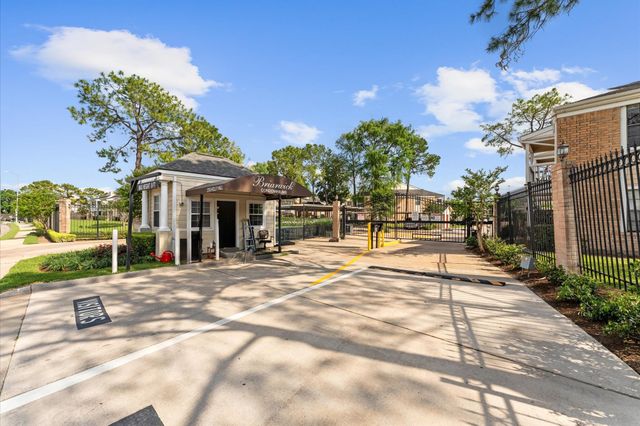 2750 Holly Hall Street 815, Houston, TX 77054