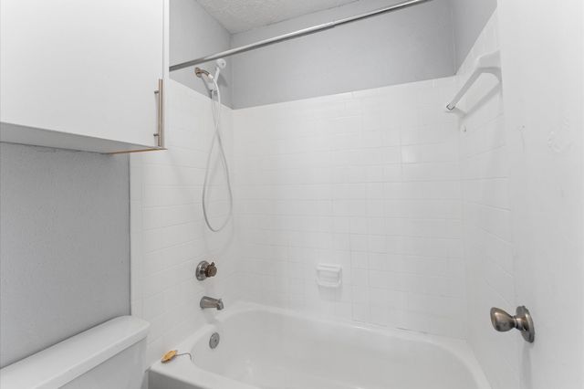 2750 Holly Hall Street 815, Houston, TX 77054