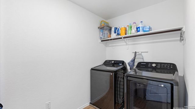 4202 Admirals Bend, Converse, TX 78109