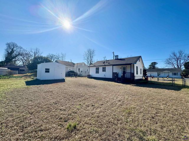 724 McArthur Boulevard, Warner Robins, GA 31093