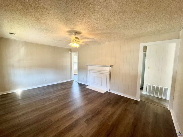 724 McArthur Boulevard, Warner Robins, GA 31093