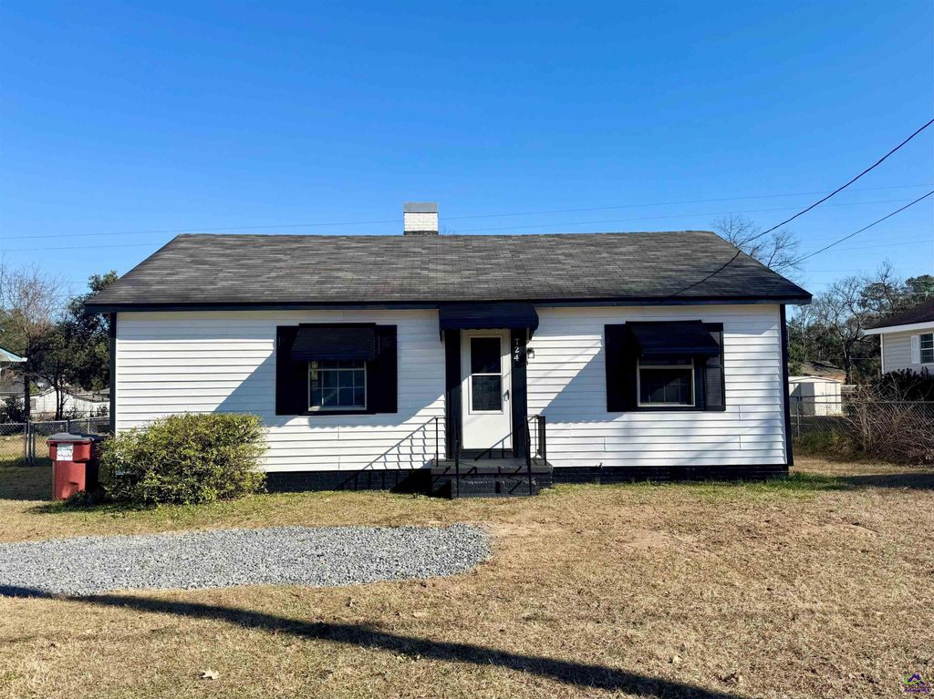 724 McArthur Boulevard, Warner Robins, GA 31093