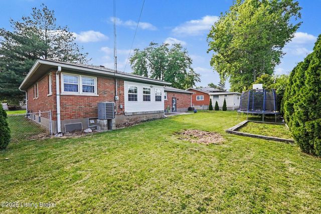 1511 Woodluck Ave, Louisville, KY 40205