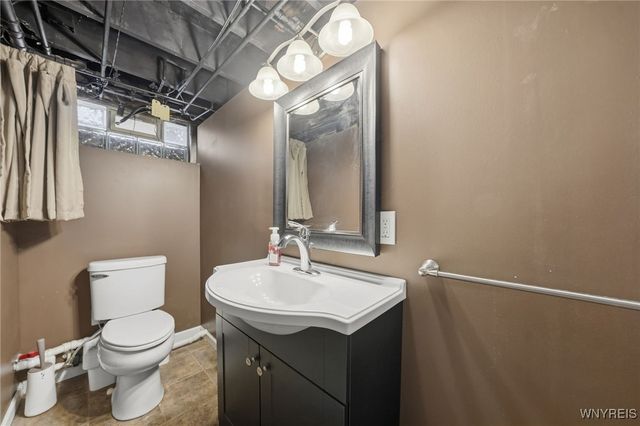 9 Kelly Ann Drive, Lancaster, NY 14086