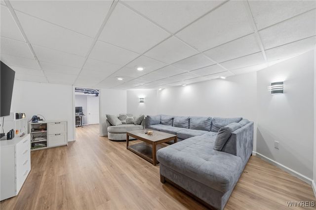 9 Kelly Ann Drive, Lancaster, NY 14086