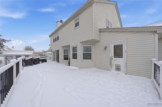 9 Kelly Ann Drive, Lancaster, NY 14086