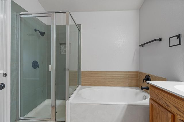 744 Fairway, Kyle, TX 78640