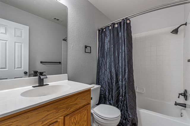 744 Fairway, Kyle, TX 78640