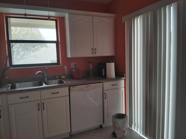 853 NW 26th Avenue, Delray Beach, FL 33445