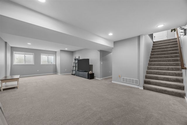 765 Hanks Drive, Iowa City, IA 52240