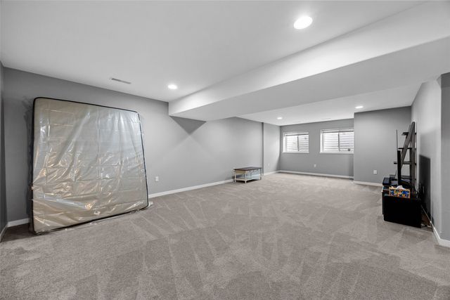 765 Hanks Drive, Iowa City, IA 52240