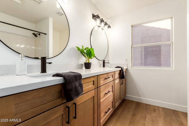 7326 W ALEXANDRIA Way, Peoria, AZ 85381