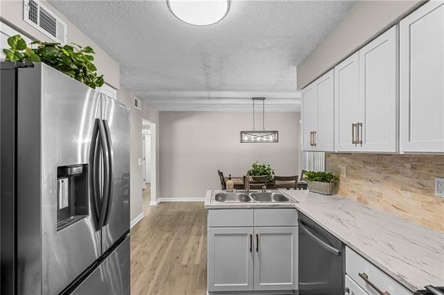 218 Kipling Way, Riverdale, GA 30274