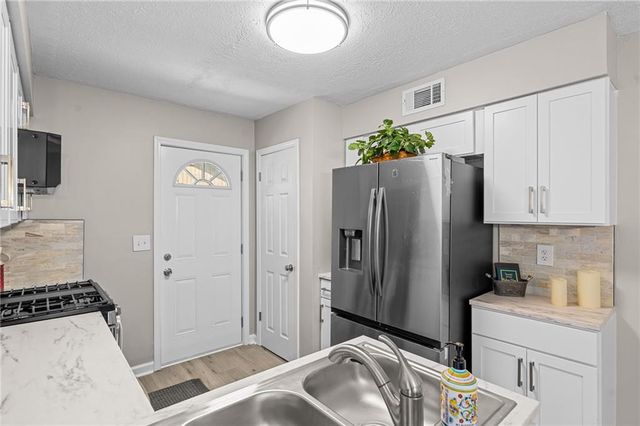 218 Kipling Way, Riverdale, GA 30274