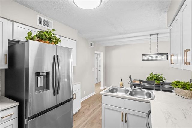 218 Kipling Way, Riverdale, GA 30274