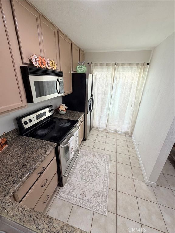 9210 Kenwood Dr. H, Spring Valley, CA 91977 — exterior