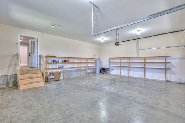 1059 S Cross Bridges Rd, Mount Pleasant, TN 38474