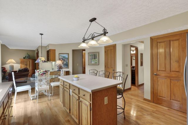 7339 Tullymore Drive, Dublin, OH 43016